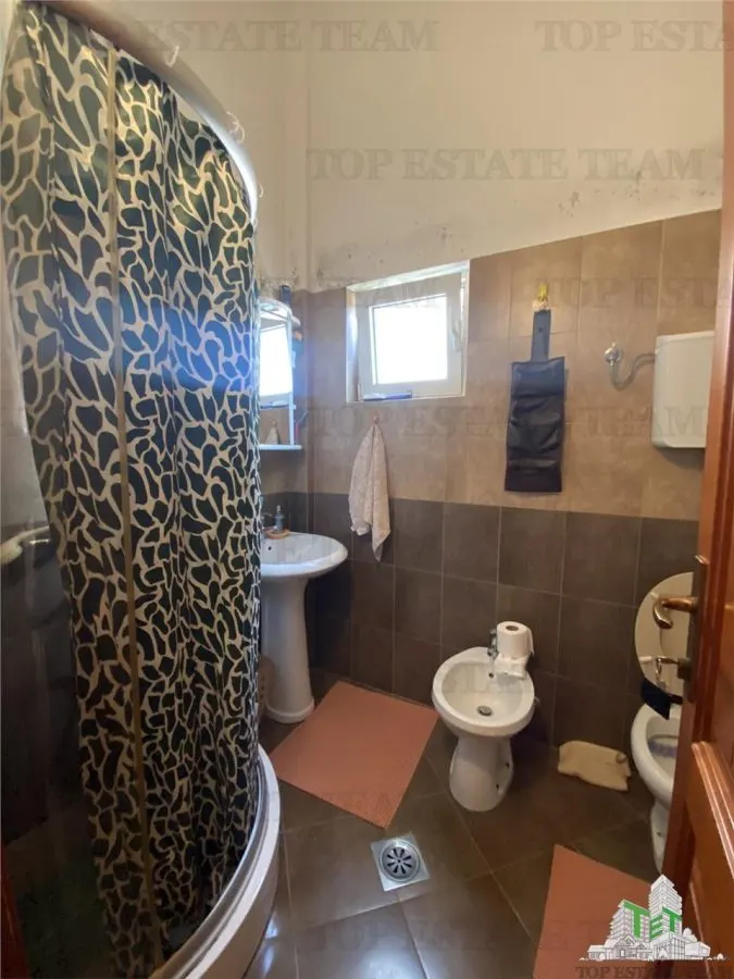Villa en Venta en Ulcin, Montenegro - foto 12