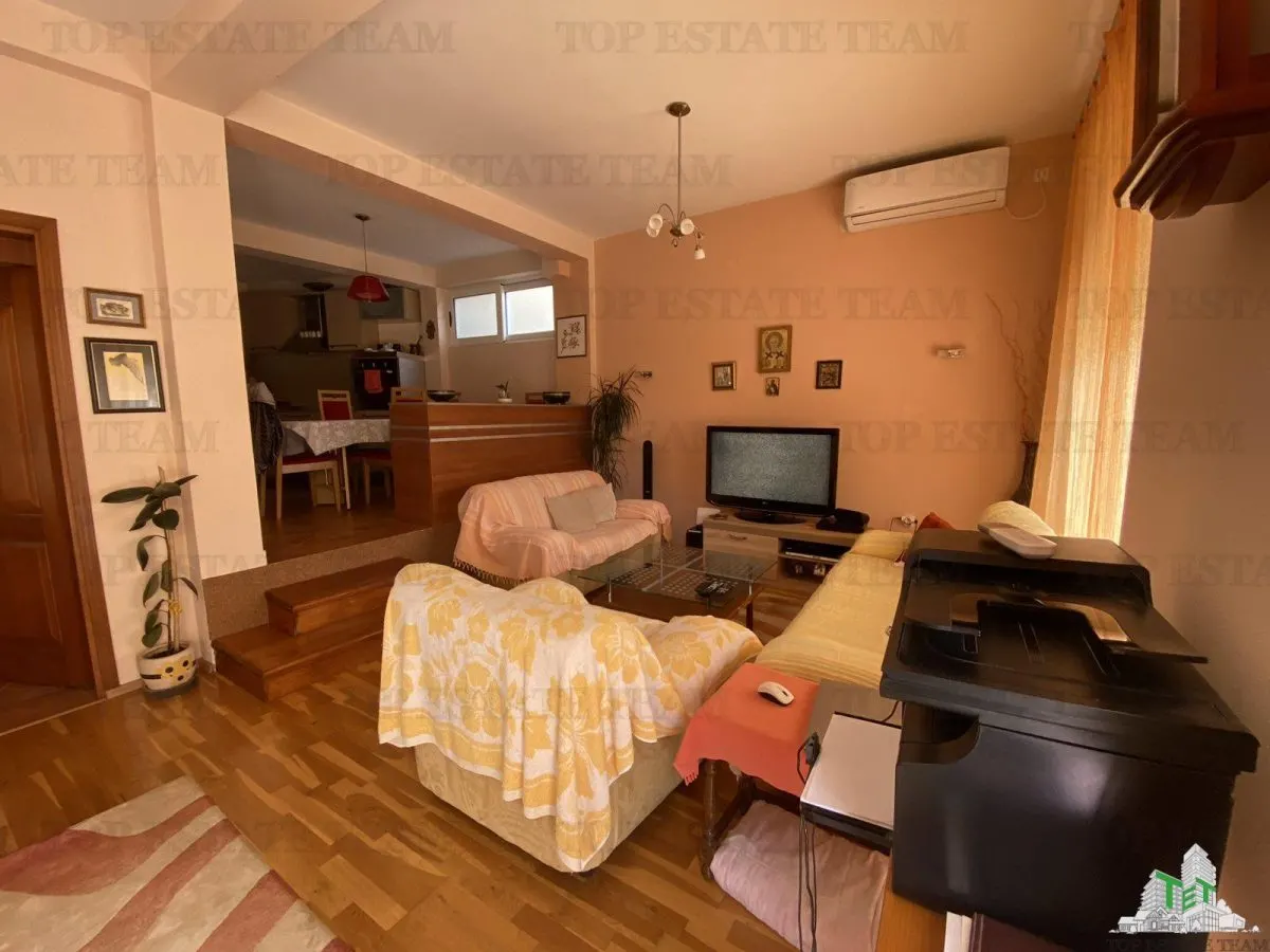 Villa en Venta en Ulcin, Montenegro - foto 3