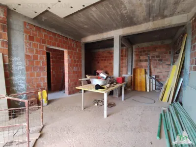 Apartment for Sale in Bar, Montenegro - foto 10