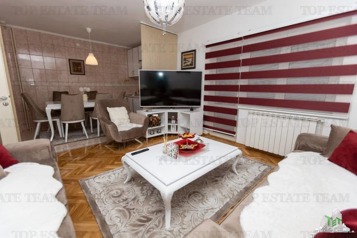 Villa en Venta en Bar, Montenegro - foto 11