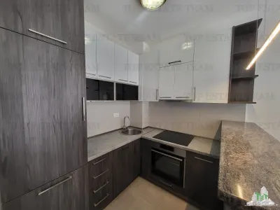 Appartement à Vendre à Budva, Monténégro - foto 3