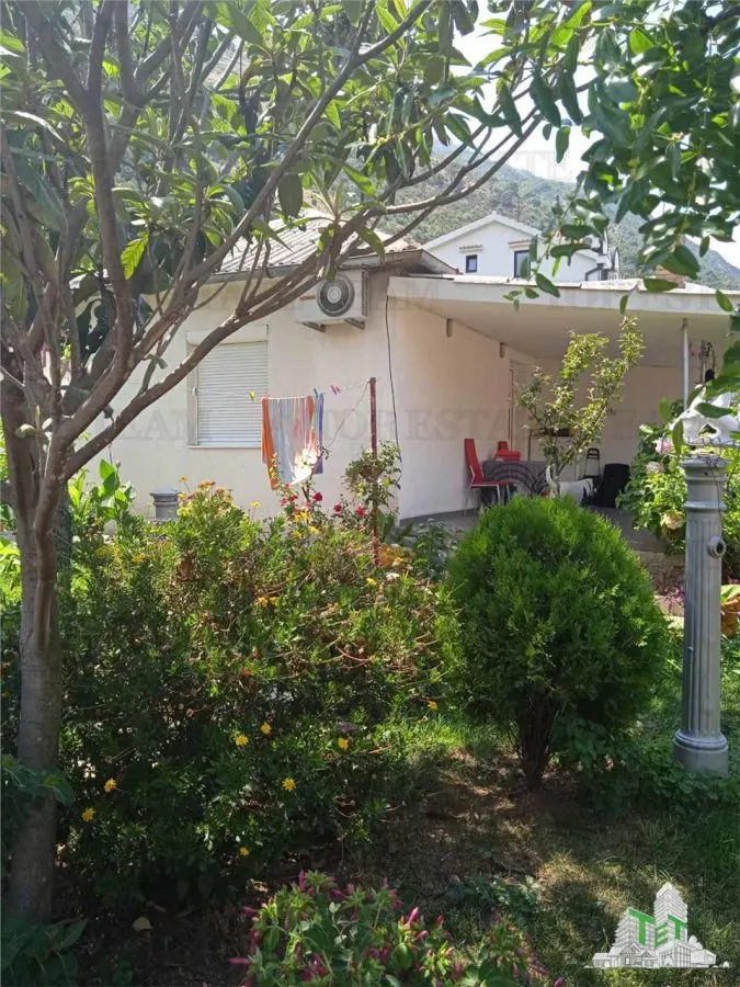 Villa for Sale in Kotor, Montenegro - foto 10