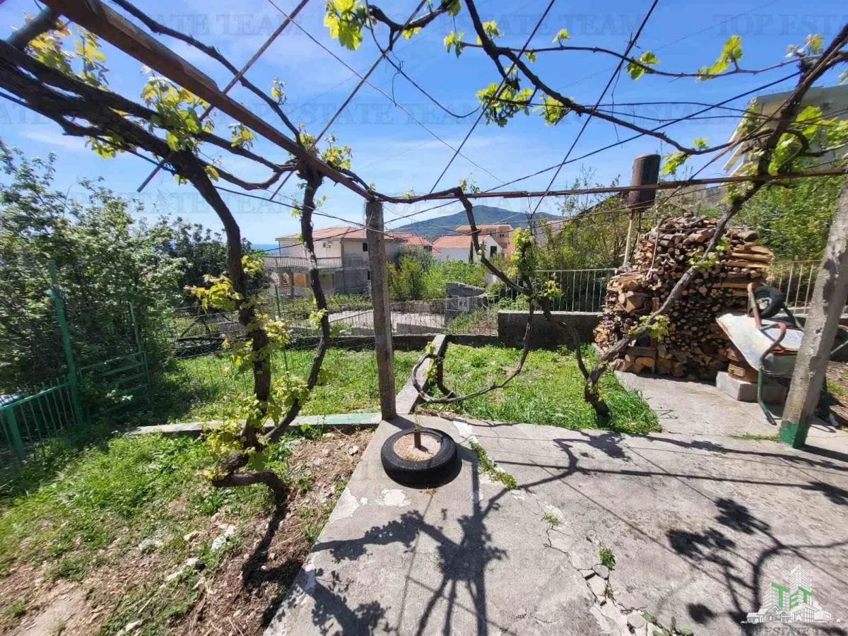 Villa for Sale in Budva, Montenegro - foto 3