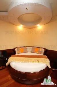 Villa en Venta en Bar, Montenegro - foto 12