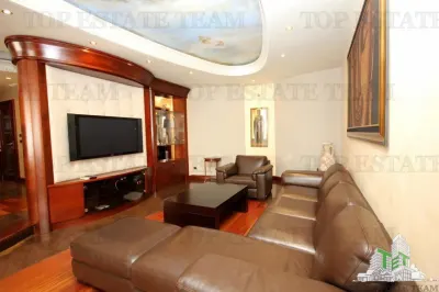 Villa en Venta en Bar, Montenegro - foto 3