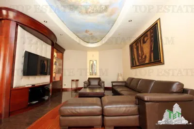 Villa en Venta en Bar, Montenegro - foto 4
