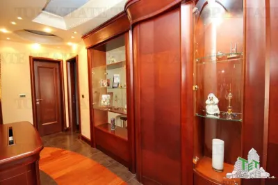 Villa en Venta en Bar, Montenegro - foto 8