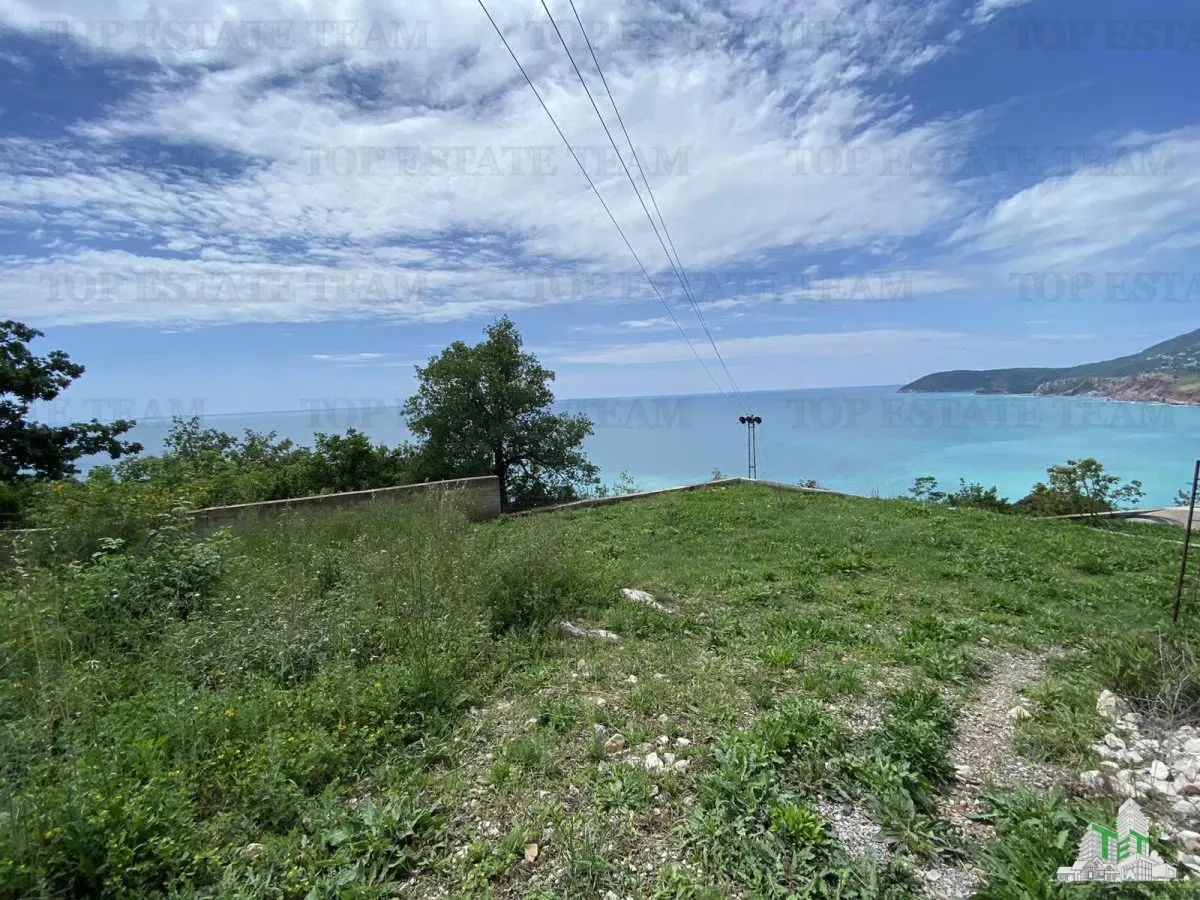 Building Plot for Sale in Bar, Montenegro - foto 1
