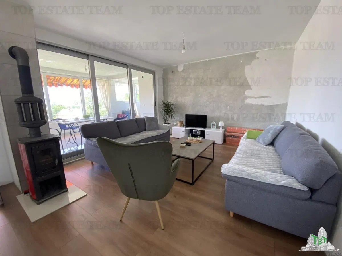 Villa en Venta en Kotor, Montenegro - foto 4