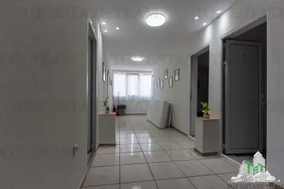 Apartamento en Venta en Budva, Montenegro - foto 11