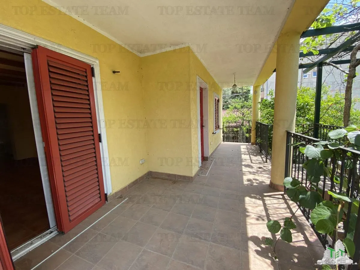 Villa en Venta en Herceg-Novi, Montenegro - foto 6