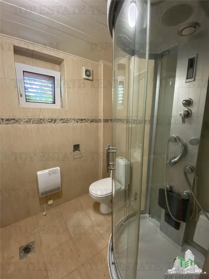 Villa en Venta en Herceg-Novi, Montenegro - foto 9