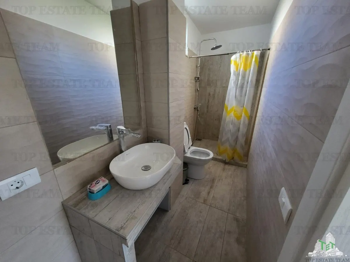 Villa en Venta en Bar, Montenegro - foto 12