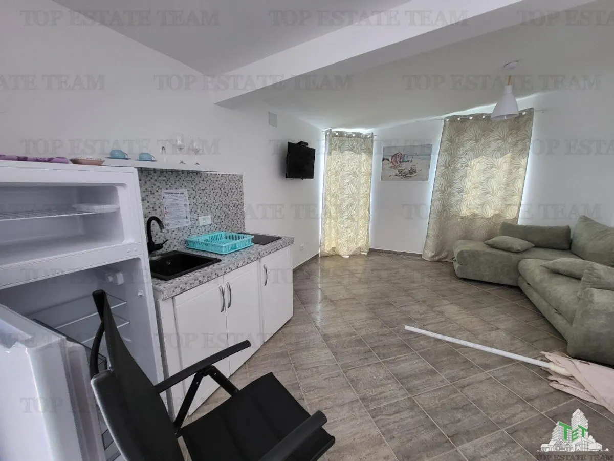 Villa en Venta en Bar, Montenegro - foto 8