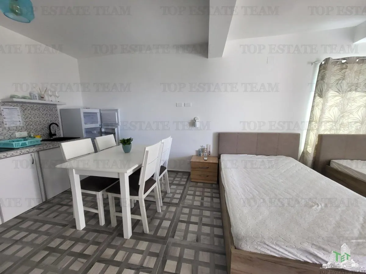 Villa en Venta en Bar, Montenegro - foto 9