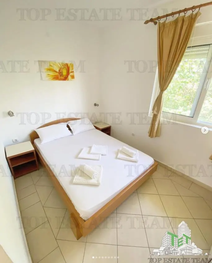 Villa en Venta en Bar, Montenegro - foto 1