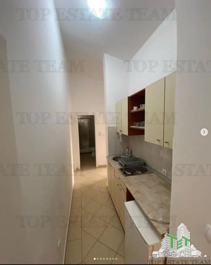 Villa en Venta en Bar, Montenegro - foto 9