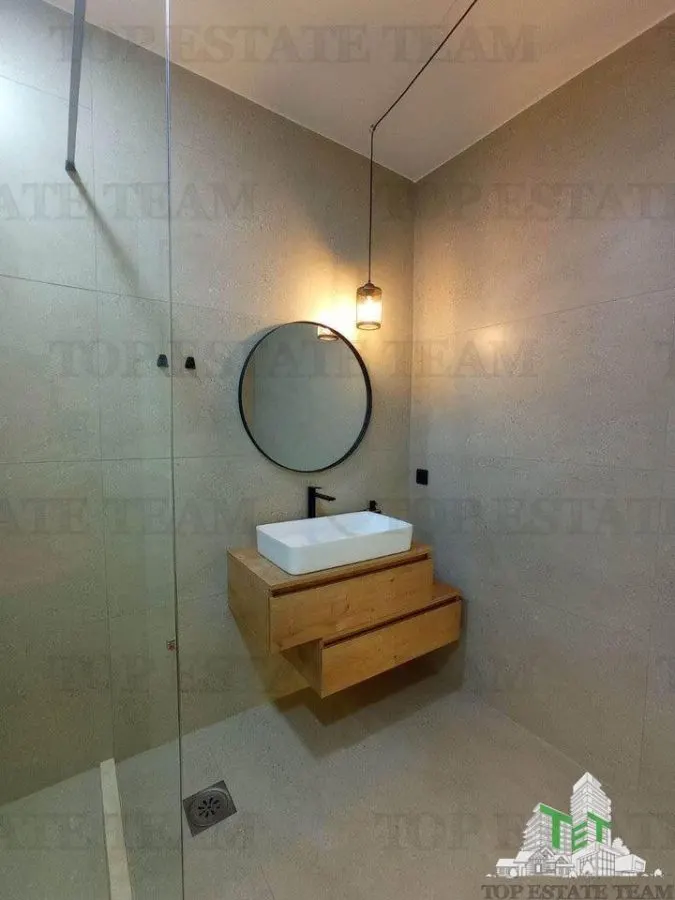 Villa en Venta en Bar, Montenegro - foto 8