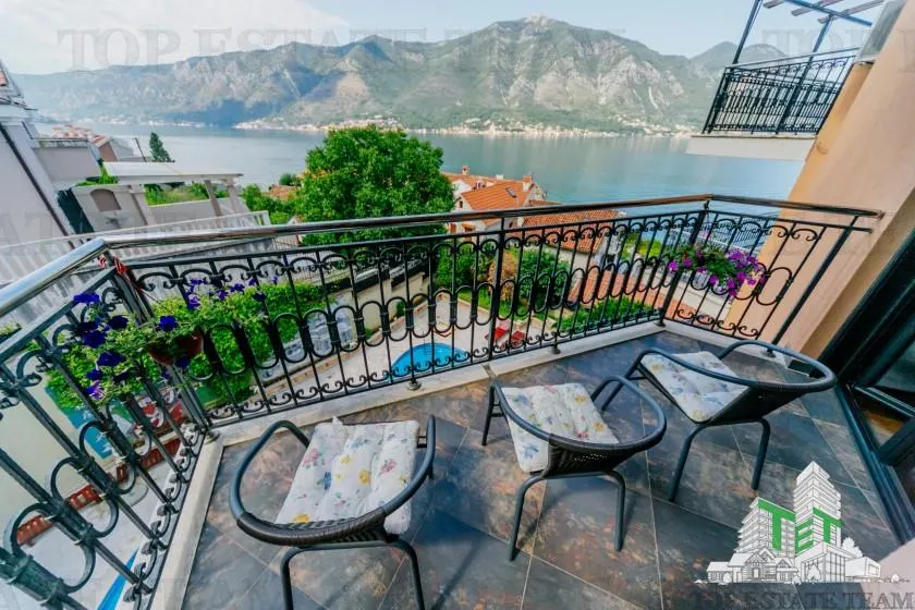 Apartment for Sale in Kotor, Montenegro - foto 1