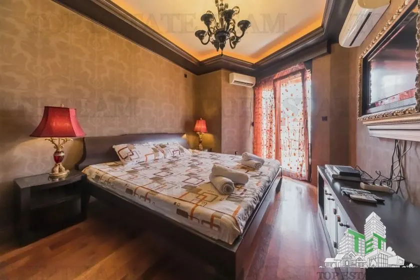 Apartment for Sale in Kotor, Montenegro - foto 4