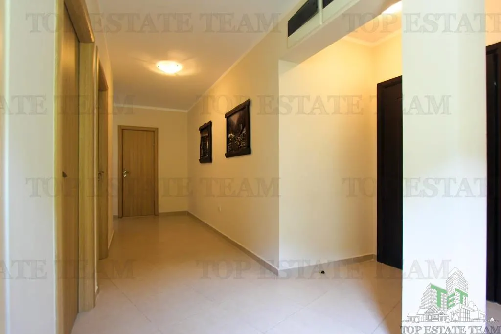 Apartment for Sale in Budva, Montenegro - foto 16