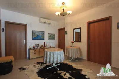 Villa en Venta en Herceg-Novi, Montenegro - foto 4