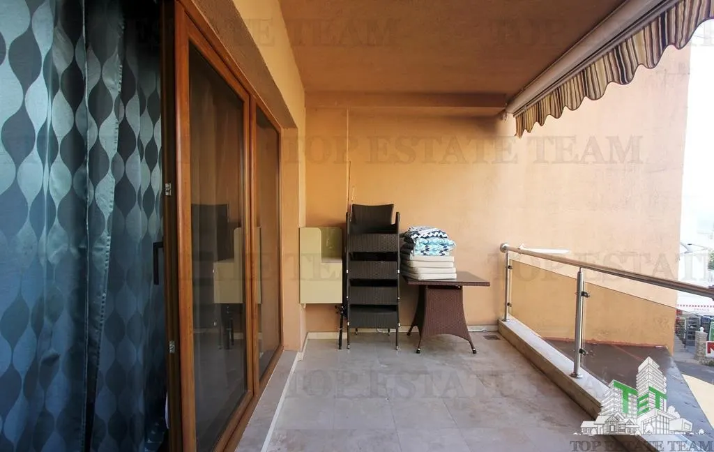 Villa en Venta en Herceg-Novi, Montenegro - foto 8