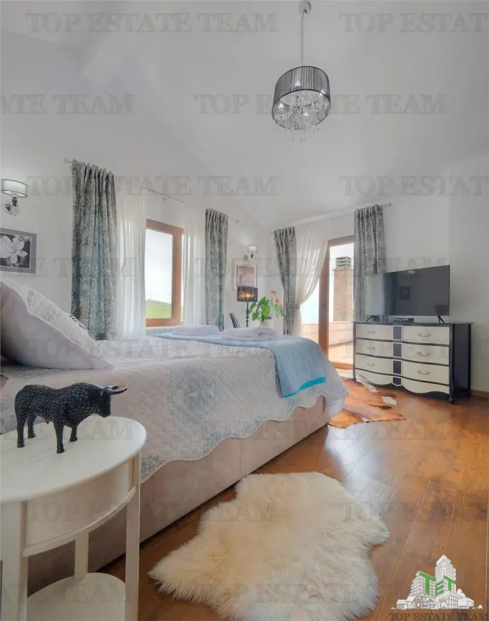 Villa for Sale in Kotor, Montenegro - foto 7