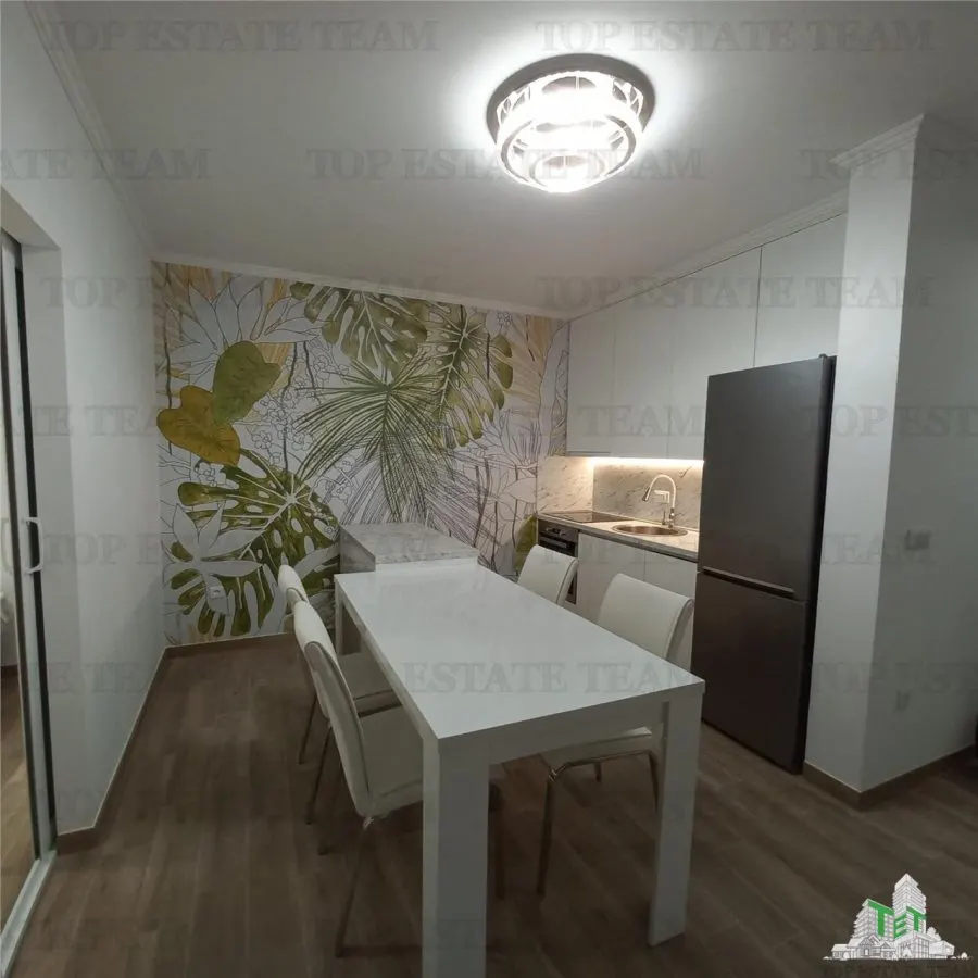 Apartamento en venta en Tivat, Montenegro - foto 4