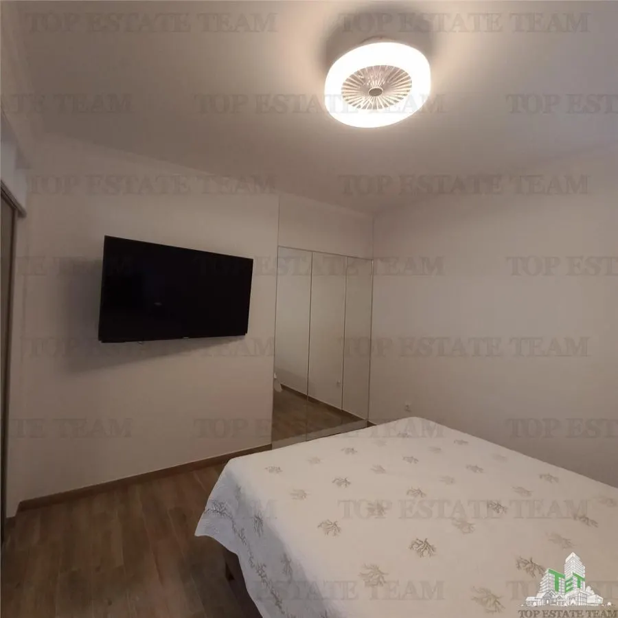 Apartamento en venta en Tivat, Montenegro - foto 7