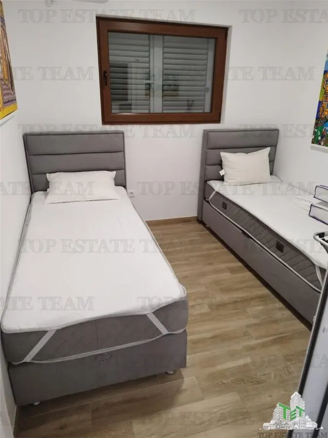 Apartamento en venta en Tivat, Montenegro - foto 8