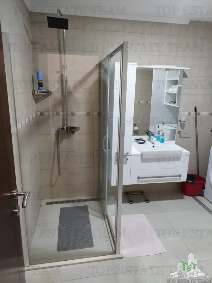 Apartamento en venta en Tivat, Montenegro - foto 10