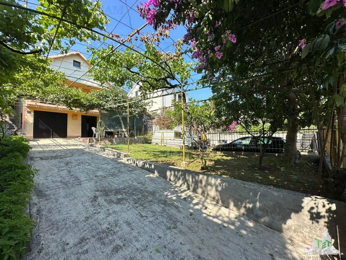 Villa en Venta en Herceg-Novi, Montenegro - foto 3