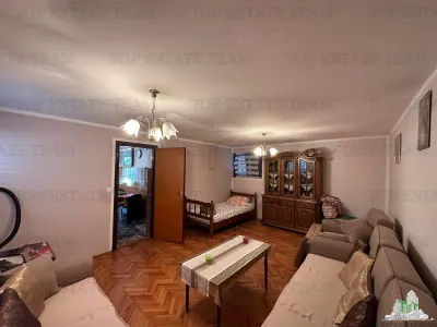 Villa en Venta en Herceg-Novi, Montenegro - foto 8
