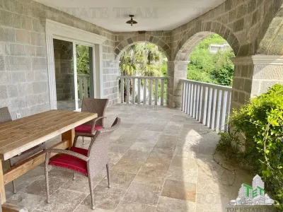 Appartement à Vendre à Budva, Monténégro - foto 7