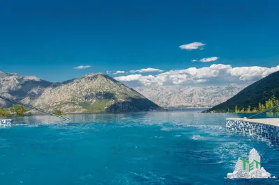 Apartamento en venta en Kotor, Montenegro - foto 8