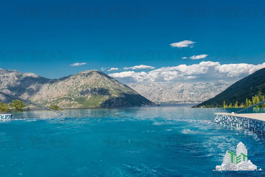 Apartamento en venta en Kotor, Montenegro - foto 8