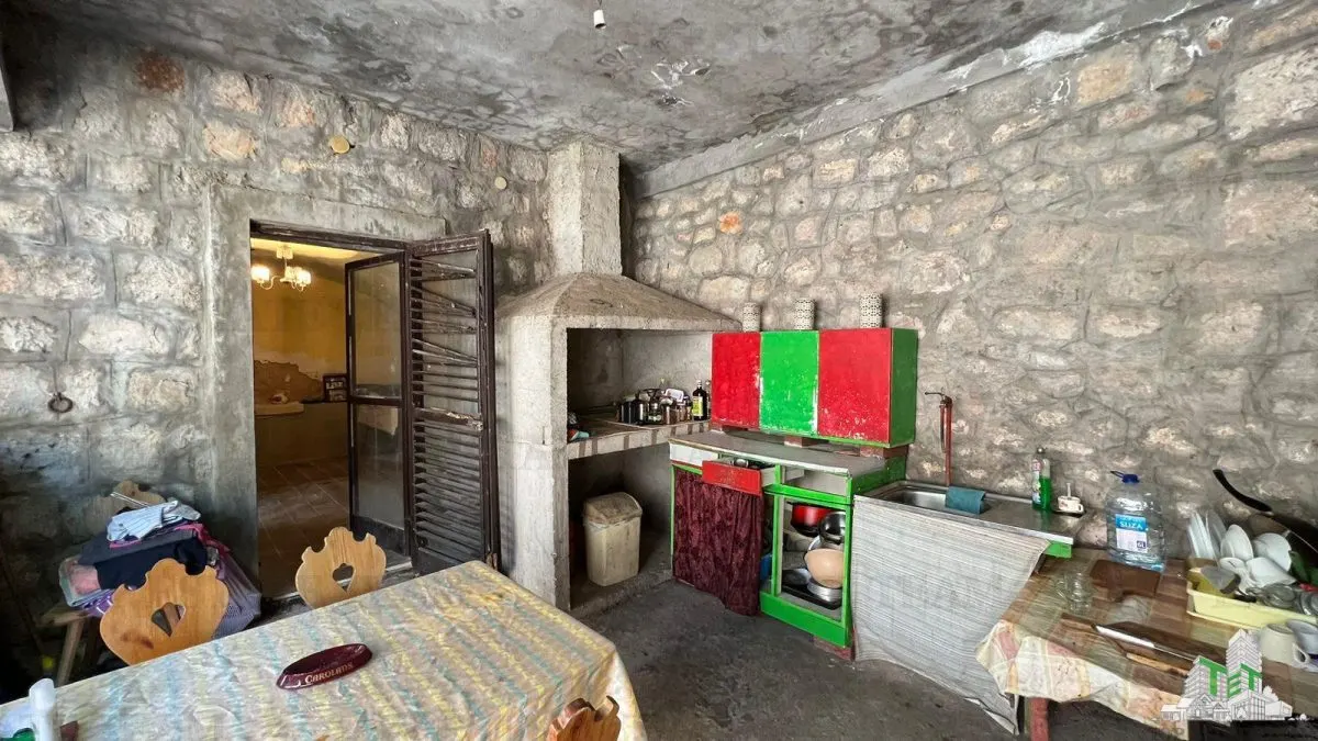 Villa en Venta en Herceg-Novi, Montenegro - foto 12