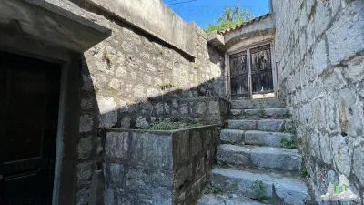 Villa en Venta en Herceg-Novi, Montenegro - foto 3