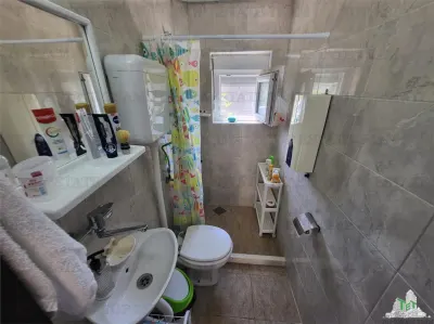 Villa en Venta en Tivat, Montenegro - foto 15