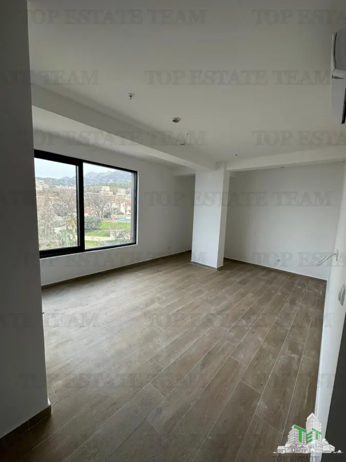 Apartment for Sale in Budva, Montenegro - foto 2