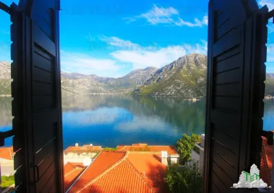 Apartamento en Venta en Herceg-Novi, Montenegro - foto 13