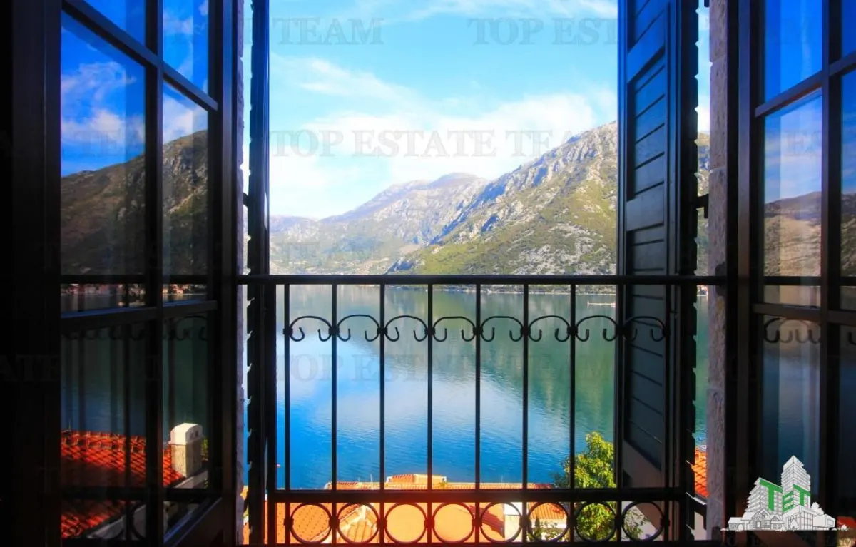 Apartamento en Venta en Herceg-Novi, Montenegro - foto 14