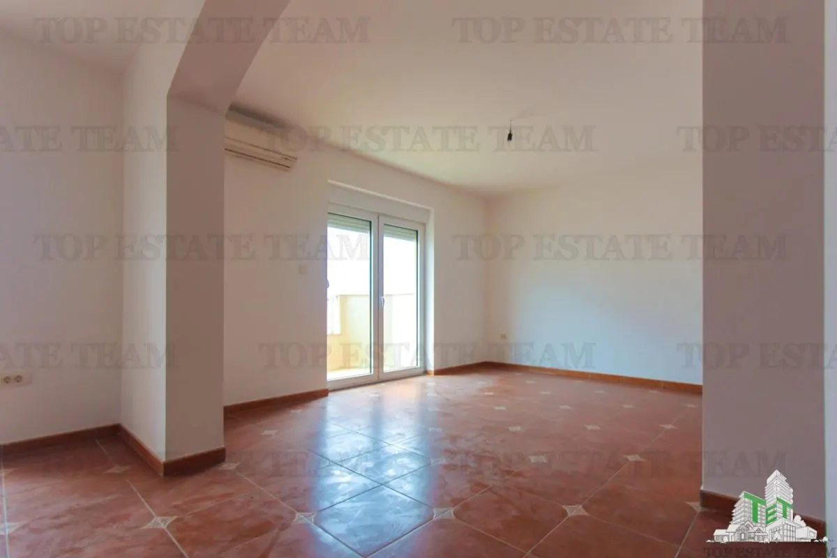Apartment for Sale in Kotor, Montenegro - foto 11