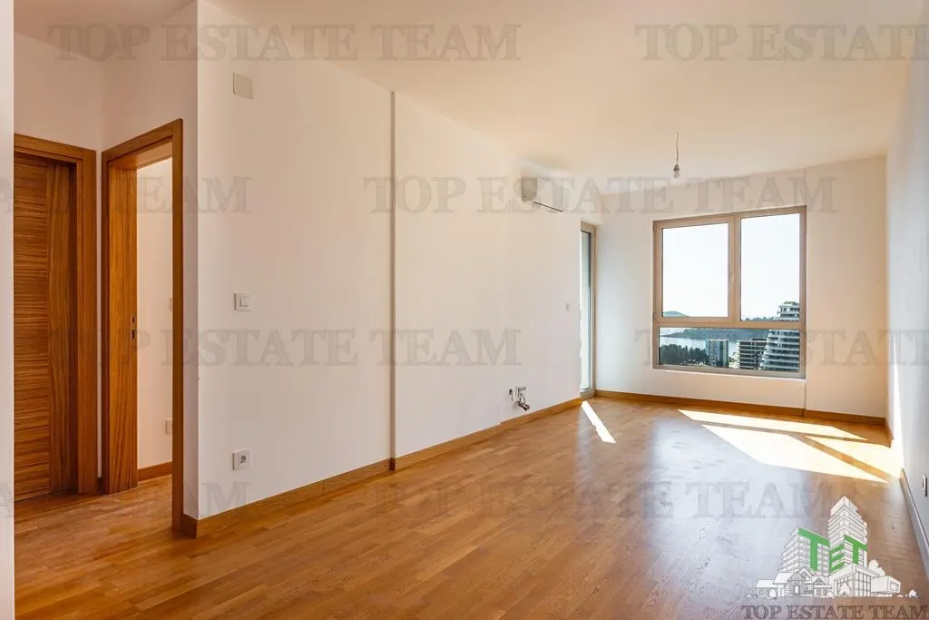 Appartement à Vendre à Budva, Monténégro - foto 1