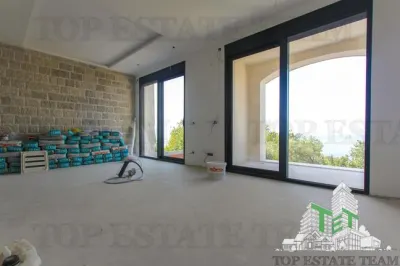 Villa en Venta en Budva, Montenegro - foto 18