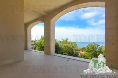 Villa en Venta en Budva, Montenegro - foto 19