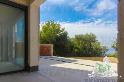 Villa en Venta en Budva, Montenegro - foto 25