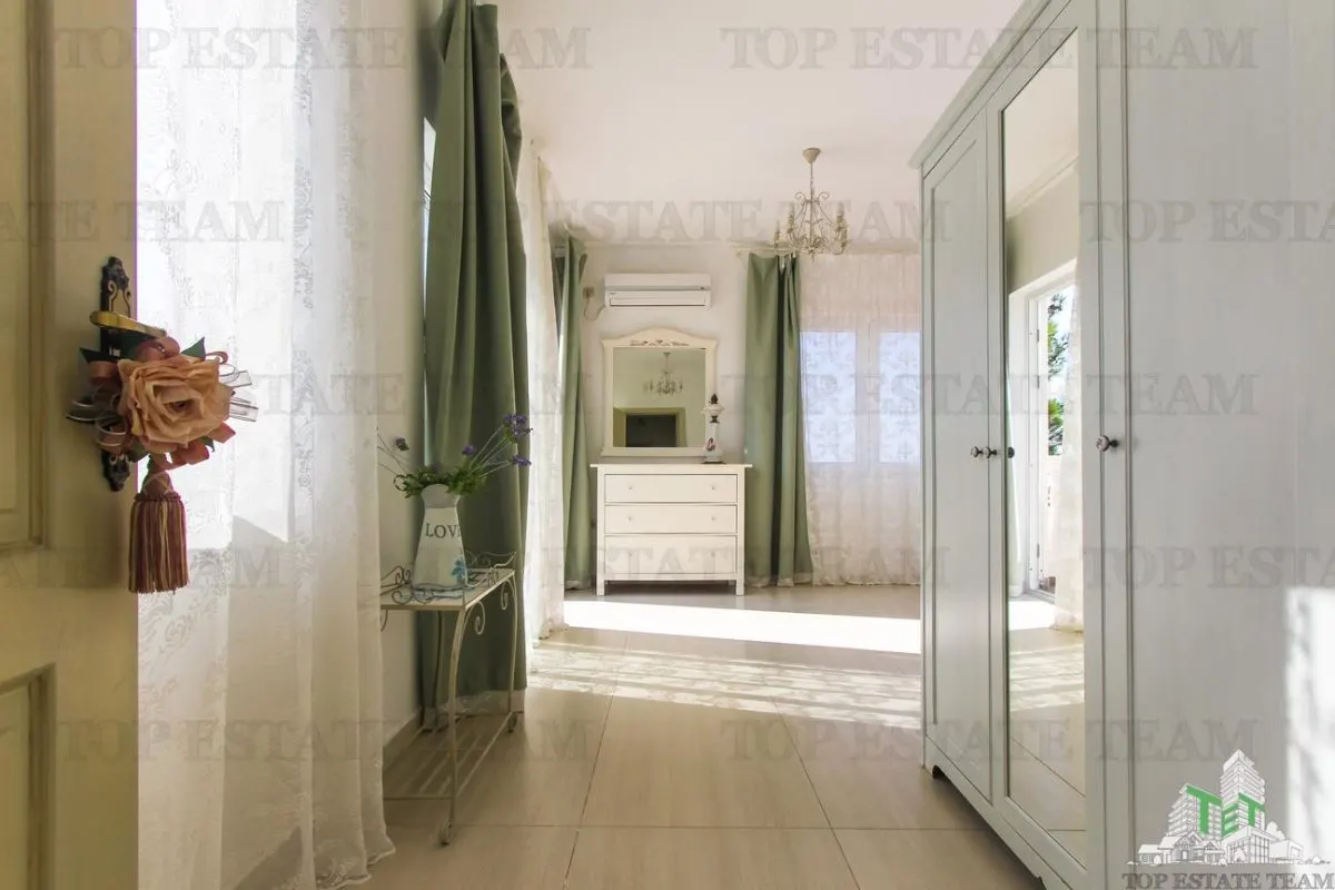 Villa for Sale in Bar, Montenegro - foto 14