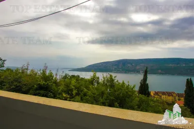 Villa for Sale in Herceg-Novi, Montenegro - foto 11